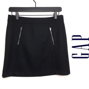 GAP black wool skirt size 0
